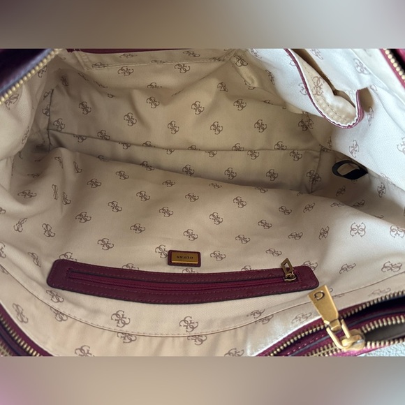 Guess Burgundy Quilted Tote with Gold Chain - Picture 6 of 12